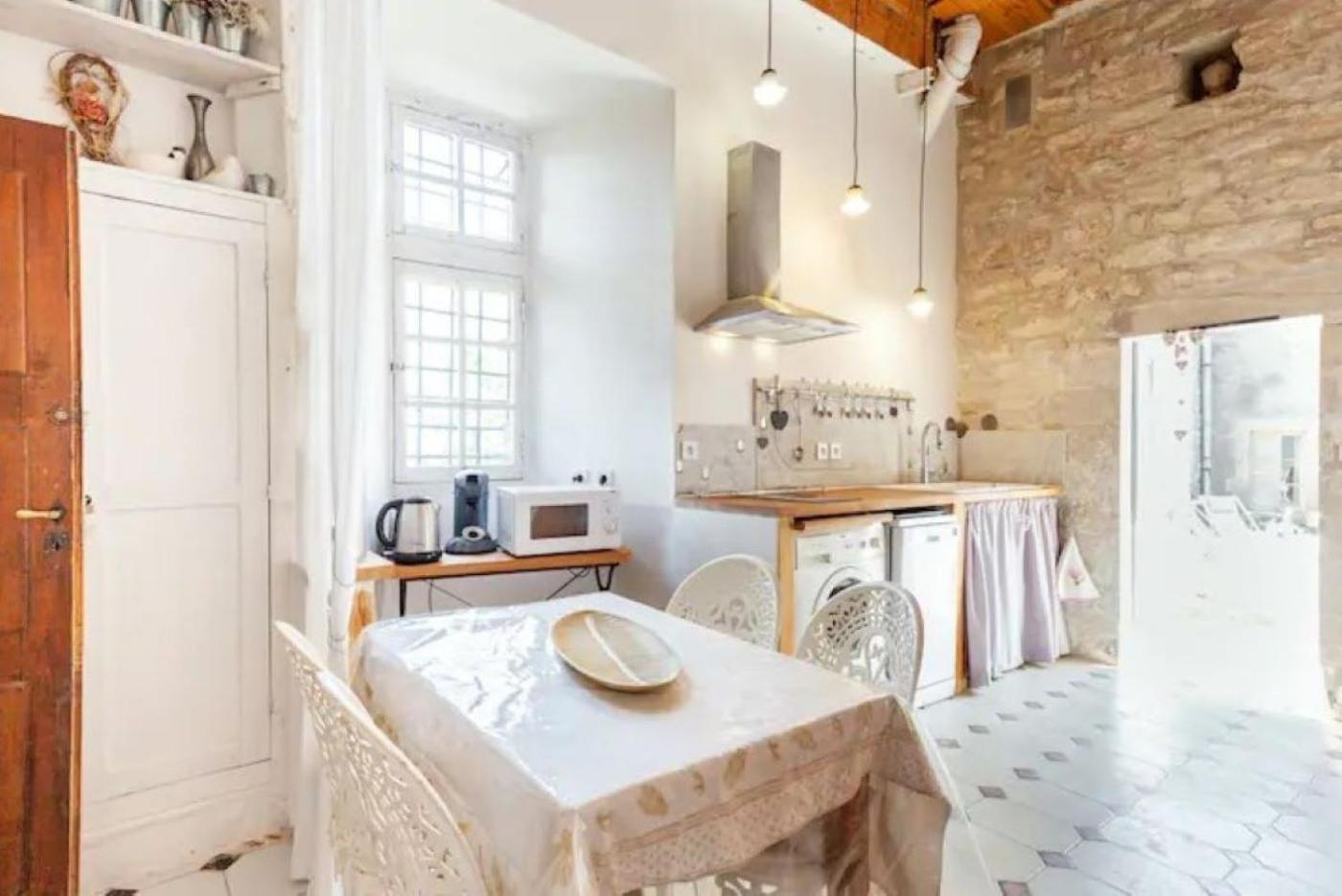 Appartement Spacieux Avec Deux Chambres Au Chateau Valence  Exterior foto